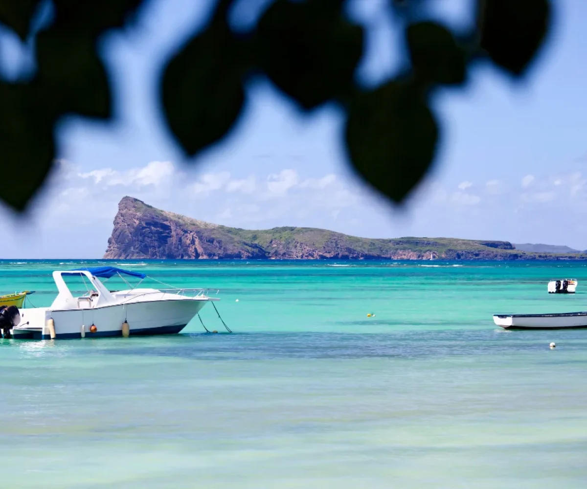Coin de Mire, Gunner's Quoin, rising offshore from the north coast of Mauritius